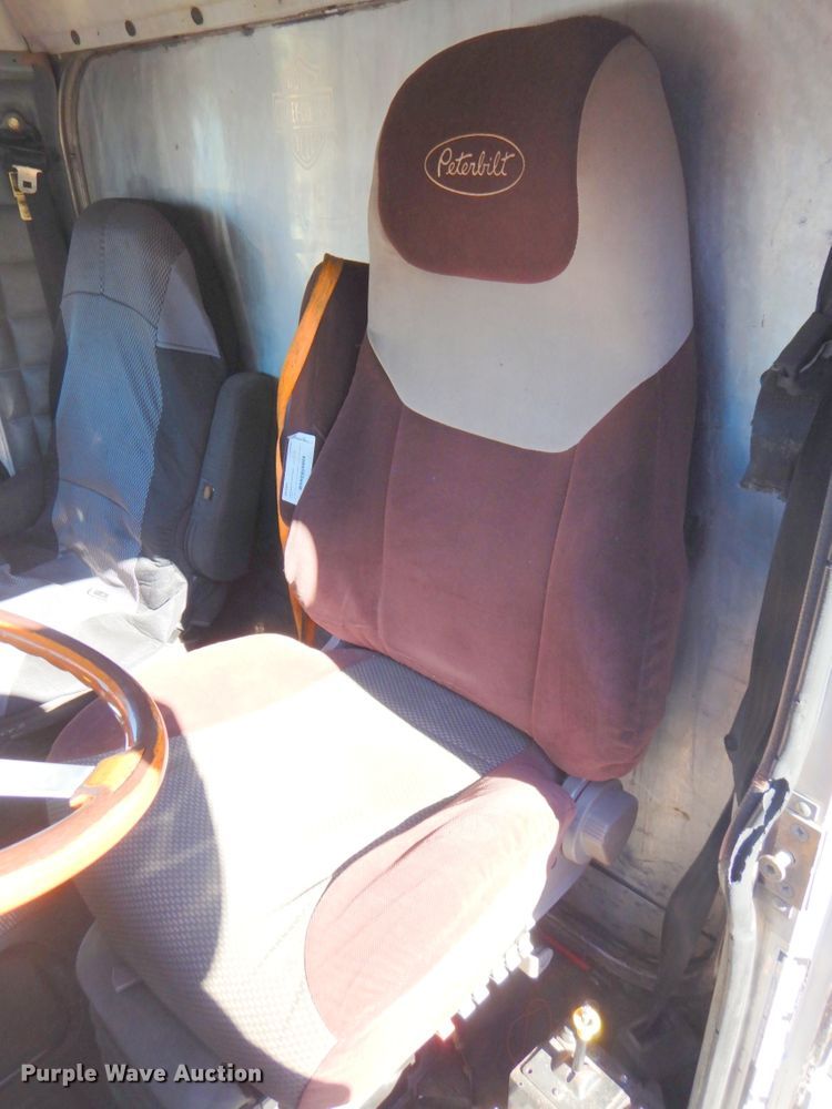 image for item DL8879 1996 Peterbilt 379  dump truck