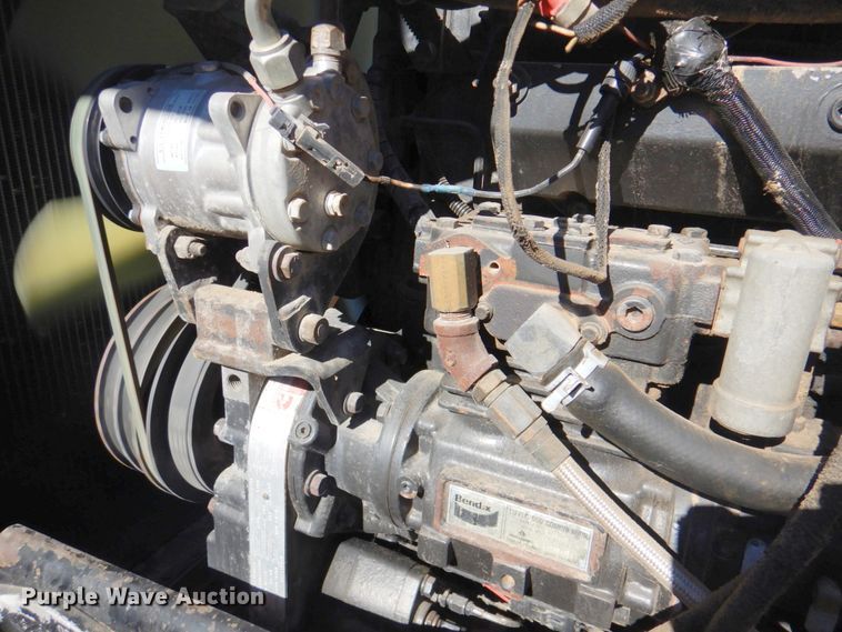 image for item DL8879 1996 Peterbilt 379  dump truck