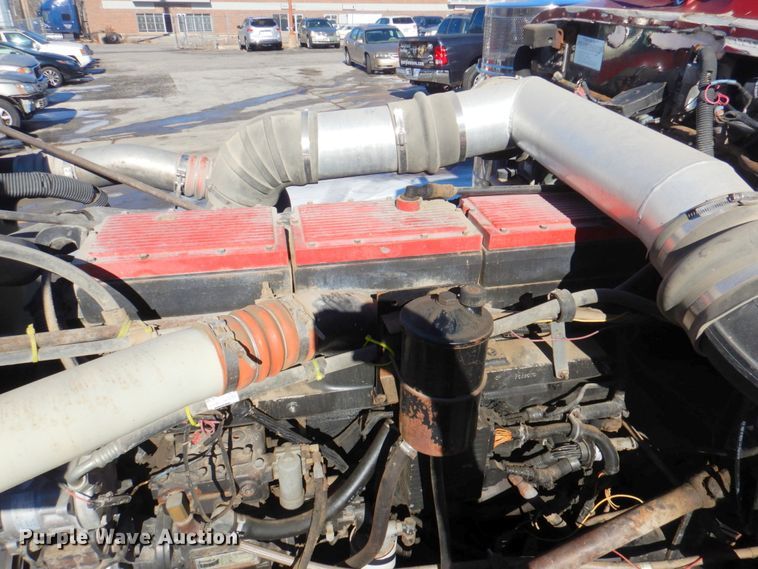 image for item DL8879 1996 Peterbilt 379  dump truck