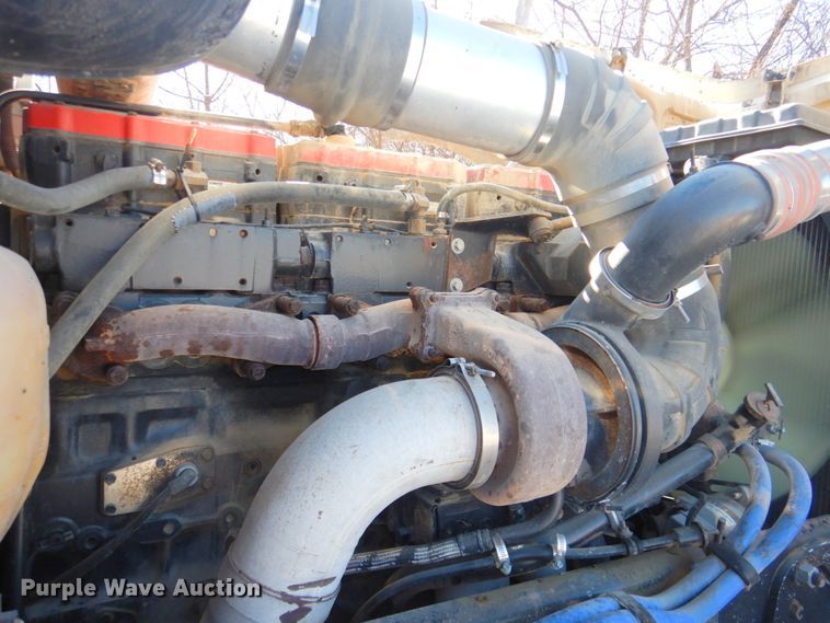 image for item DL8879 1996 Peterbilt 379  dump truck