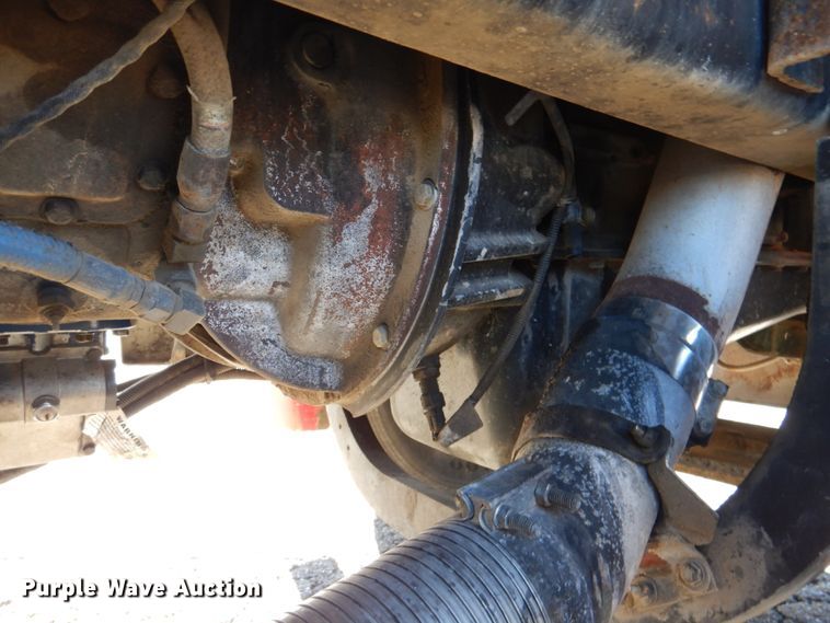 image for item DL8879 1996 Peterbilt 379  dump truck