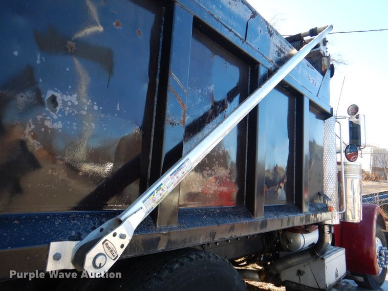 image for item DL8879 1996 Peterbilt 379  dump truck