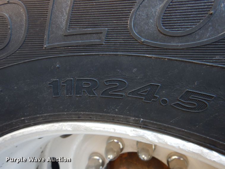 image for item DL8879 1996 Peterbilt 379  dump truck