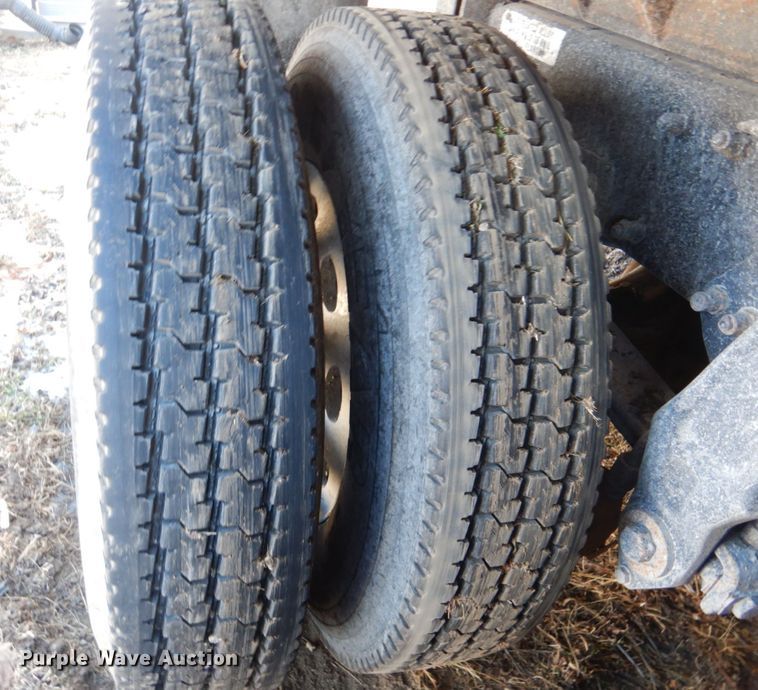 image for item DL8879 1996 Peterbilt 379  dump truck