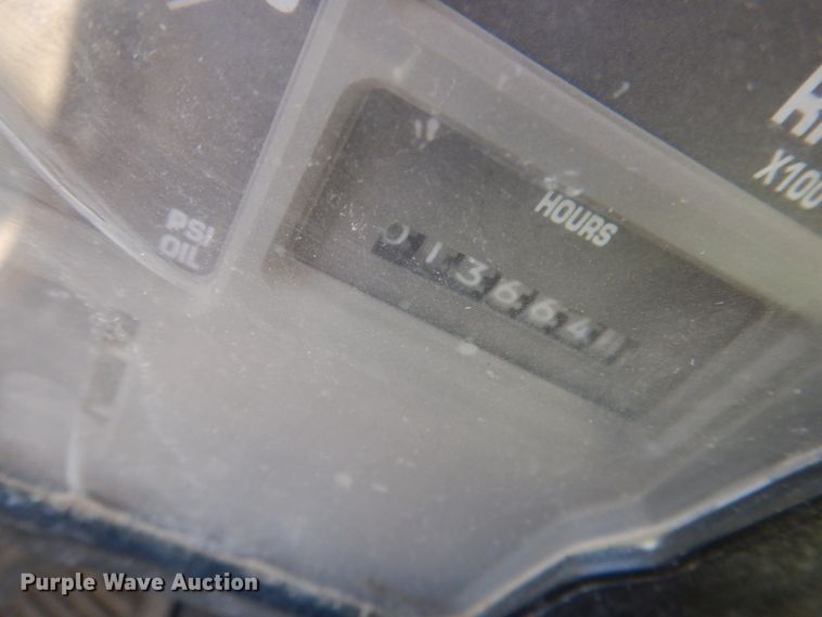 image for item DN2666 2000 International 4900  dump truck