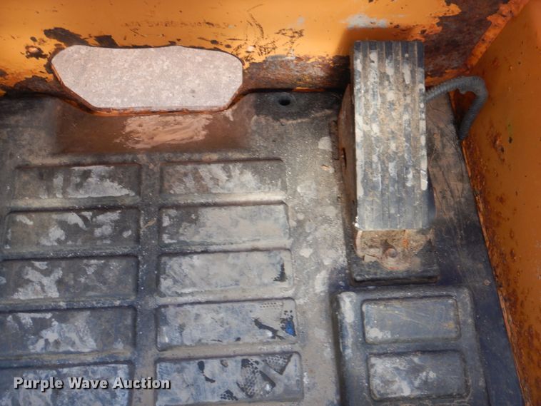 image for item DN2669 2015 Case SV185  skid steer loader