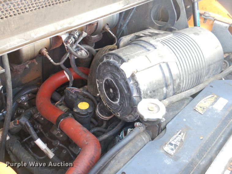 image for item DN2669 2015 Case SV185  skid steer loader