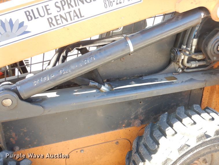 image for item DN2669 2015 Case SV185  skid steer loader