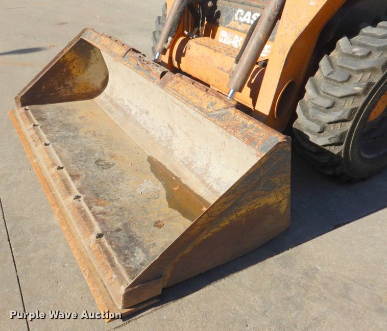 image for item DN2669 2015 Case SV185  skid steer loader