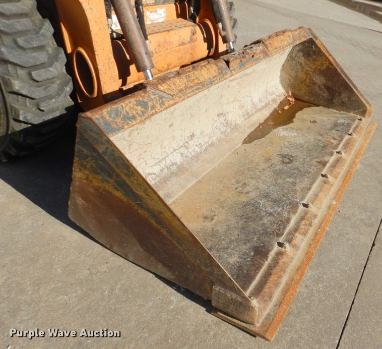 image for item DN2669 2015 Case SV185  skid steer loader
