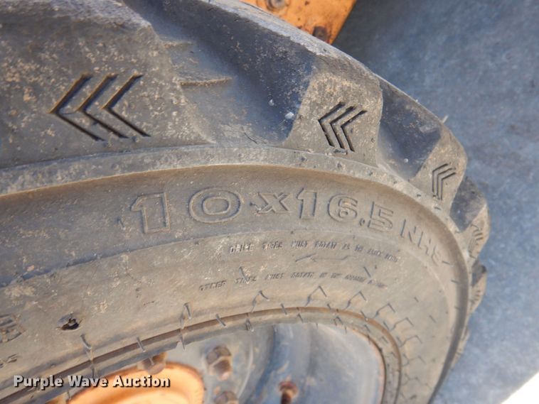 image for item DN2669 2015 Case SV185  skid steer loader