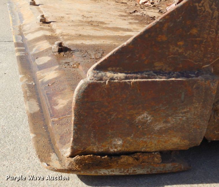 image for item DN2670 Kubota SVL75  tracked skid steer loader