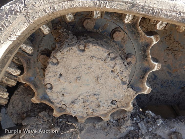 image for item DN2670 Kubota SVL75  tracked skid steer loader