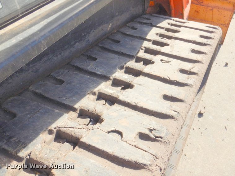 image for item DN2670 Kubota SVL75  tracked skid steer loader