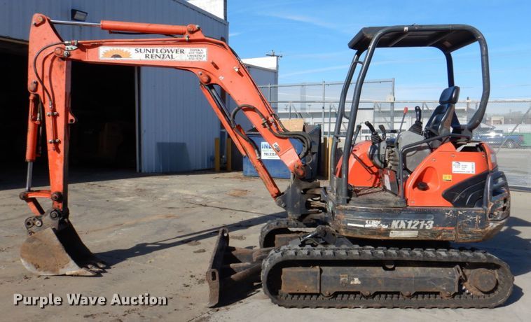 image for item DN2671 2012 Kubota KX121-3ST  mini excavator