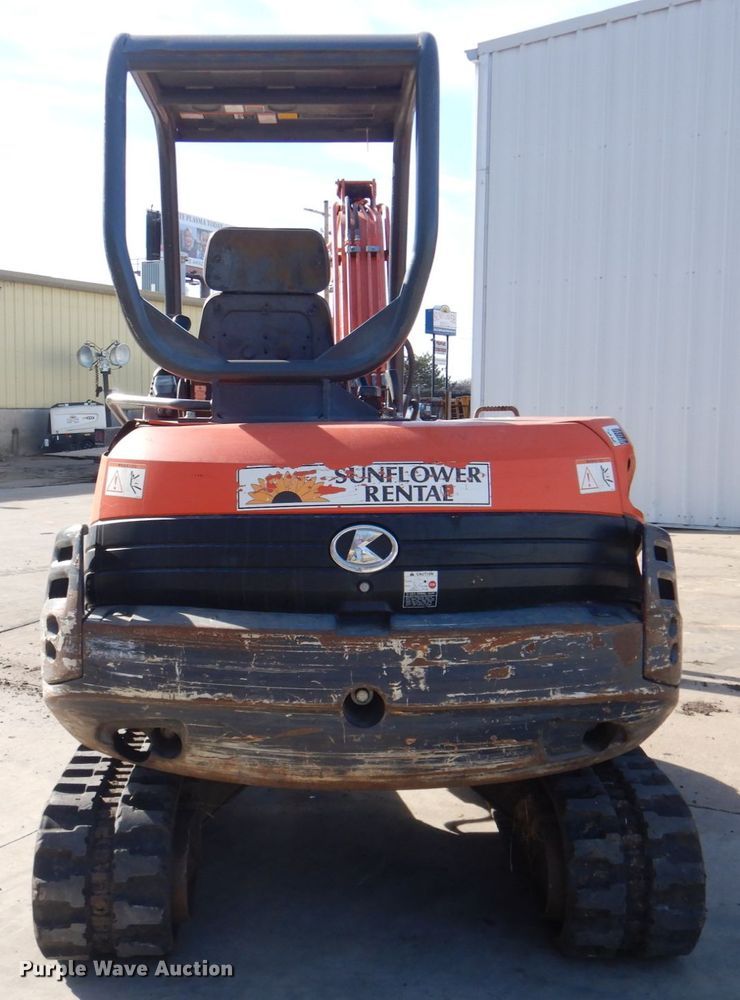 image for item DN2671 2012 Kubota KX121-3ST  mini excavator