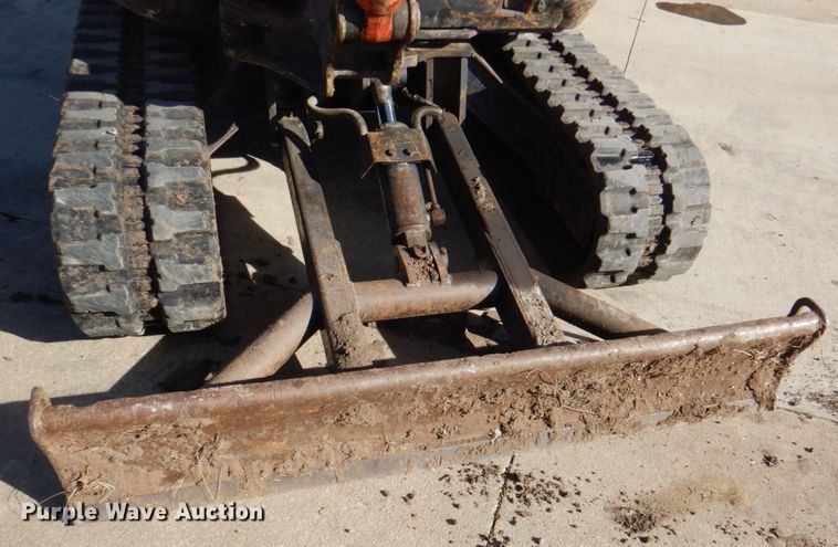 image for item DN2671 2012 Kubota KX121-3ST  mini excavator