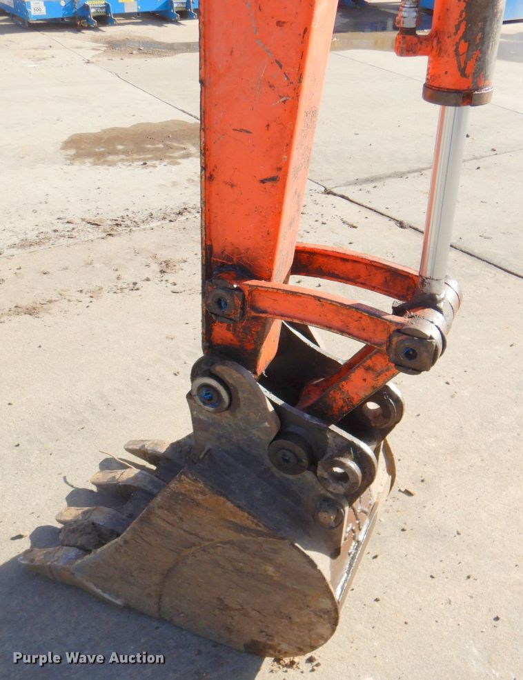 image for item DN2671 2012 Kubota KX121-3ST  mini excavator