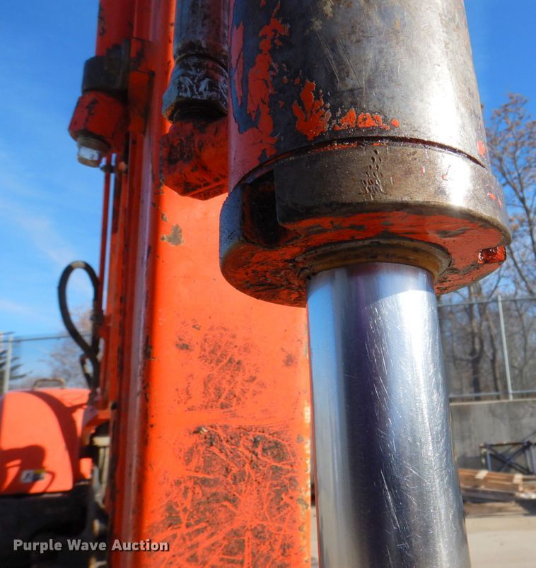 image for item DN2671 2012 Kubota KX121-3ST  mini excavator