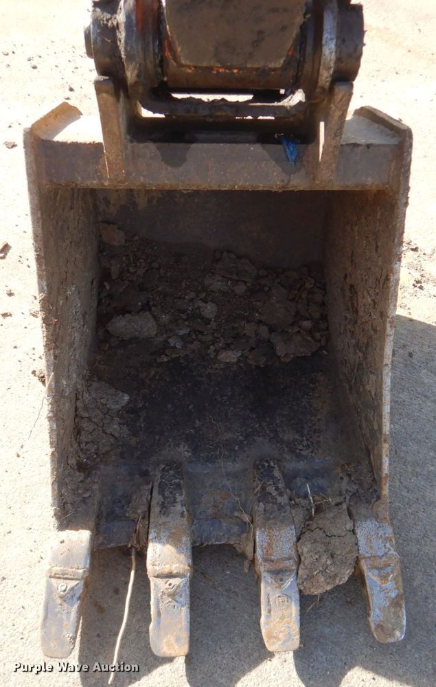 image for item DN2671 2012 Kubota KX121-3ST  mini excavator