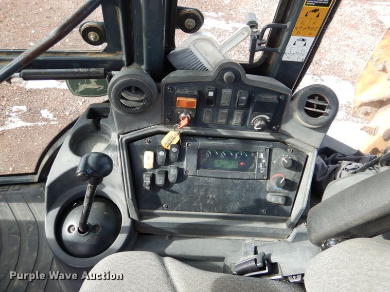 image for item DN5444 2008 John Deere 310SJ  backhoe