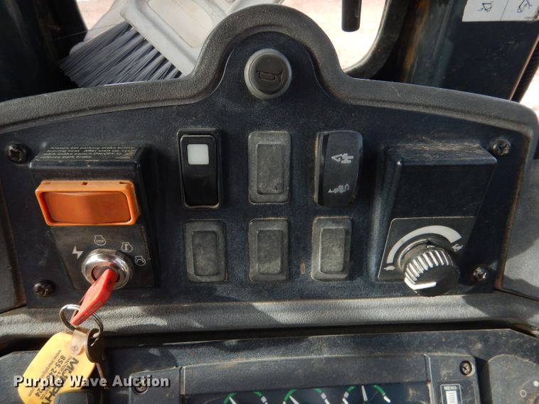 image for item DN5444 2008 John Deere 310SJ  backhoe