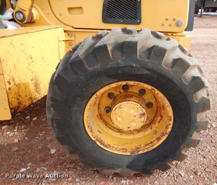 image for item DN5444 2008 John Deere 310SJ  backhoe