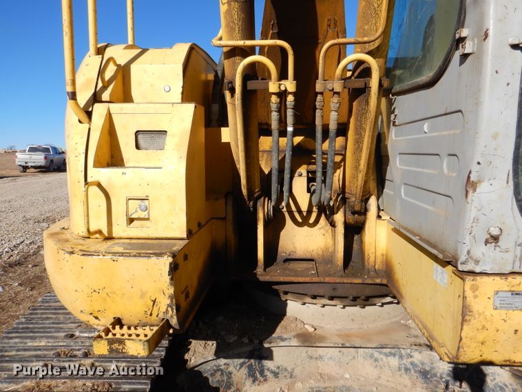 image for item DN5445 2001 Kobelco SK200SRLC  excavator