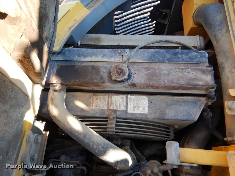 image for item DN5445 2001 Kobelco SK200SRLC  excavator