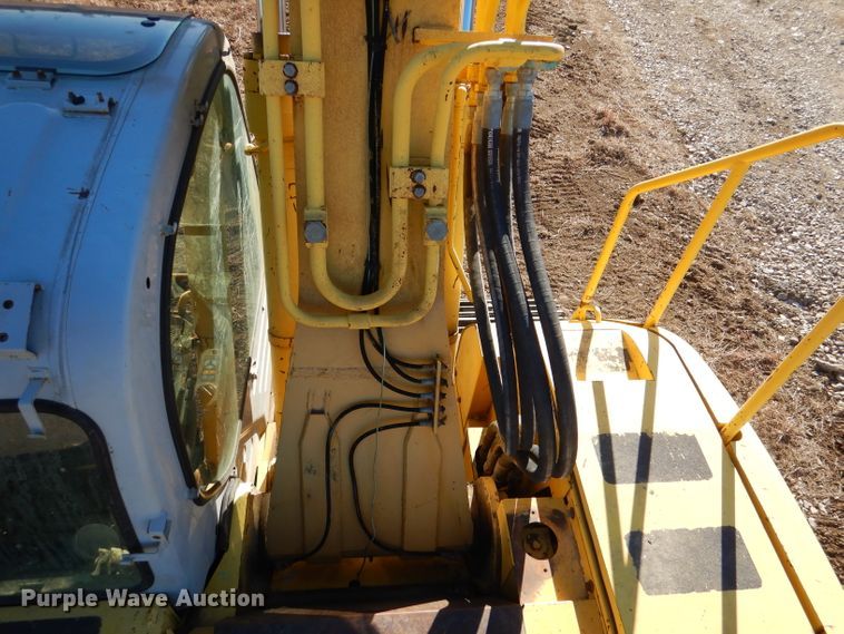 image for item DN5445 2001 Kobelco SK200SRLC  excavator