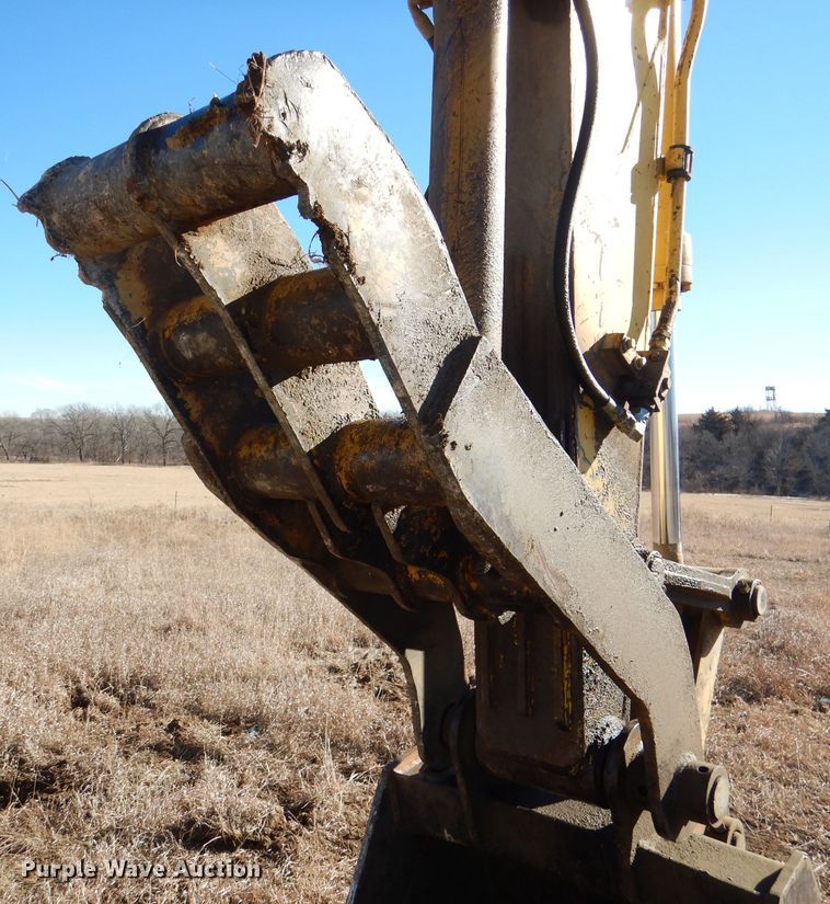 image for item DN5445 2001 Kobelco SK200SRLC  excavator