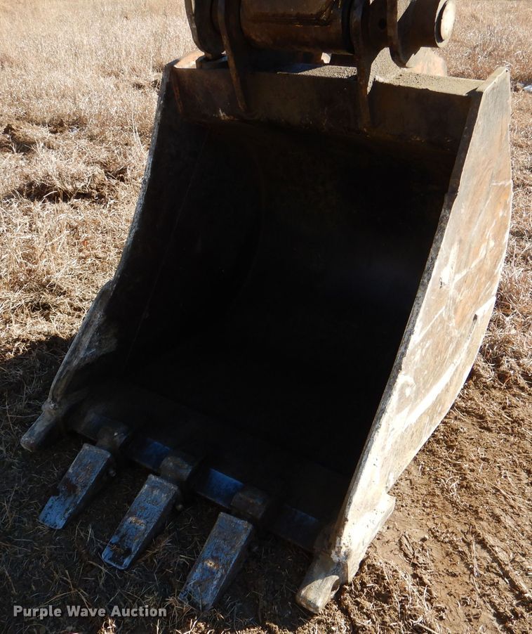 image for item DN5445 2001 Kobelco SK200SRLC  excavator