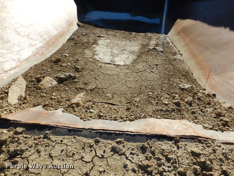 image for item DN5446 1998 Caterpillar D300E  haul truck