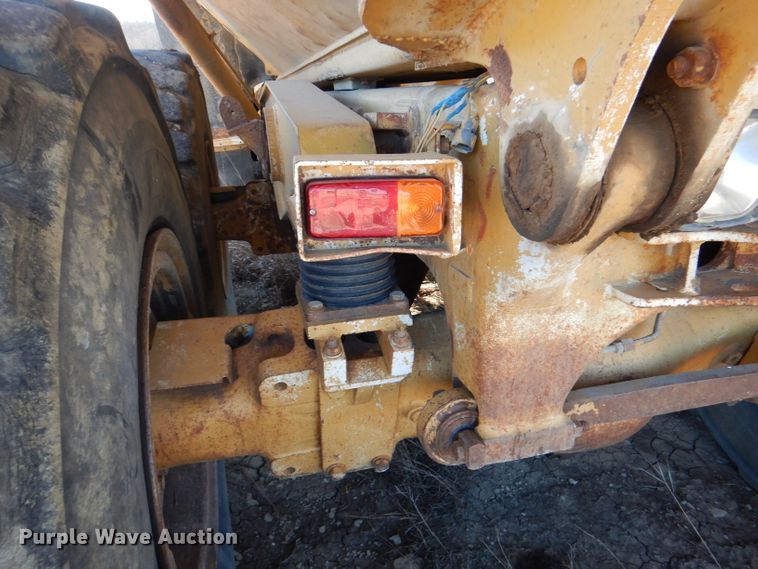 image for item DN5446 1998 Caterpillar D300E  haul truck