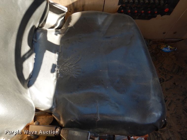 image for item DN5446 1998 Caterpillar D300E  haul truck