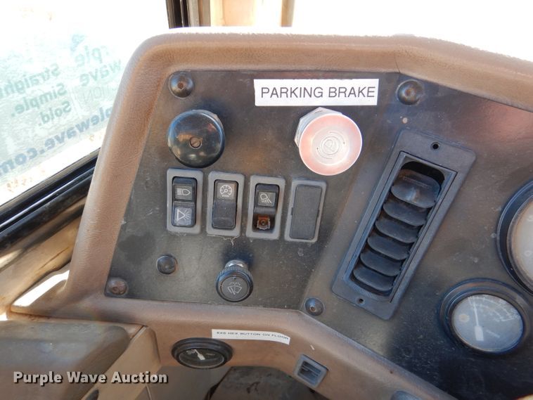 image for item DN5446 1998 Caterpillar D300E  haul truck