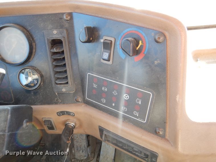 image for item DN5446 1998 Caterpillar D300E  haul truck