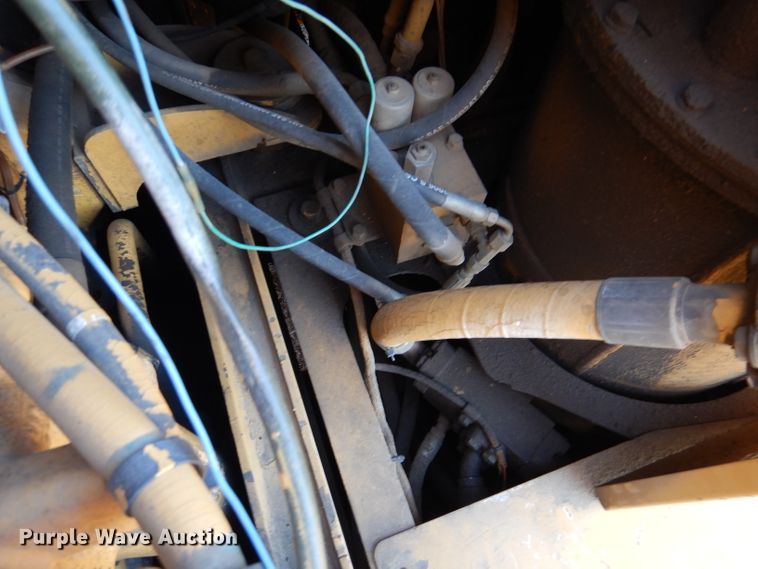 image for item DN5446 1998 Caterpillar D300E  haul truck