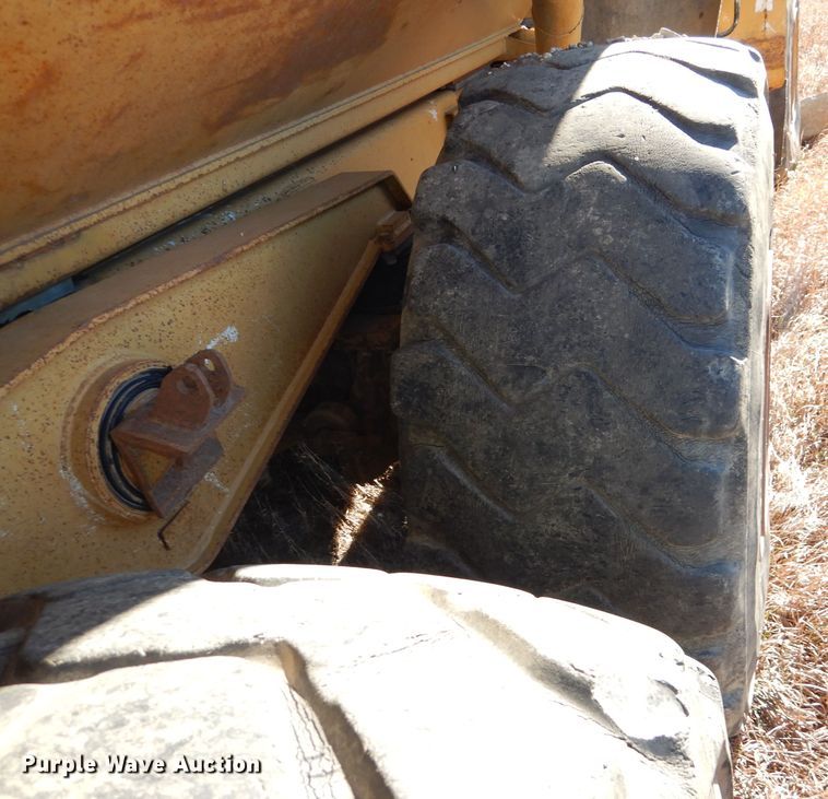 image for item DN5446 1998 Caterpillar D300E  haul truck