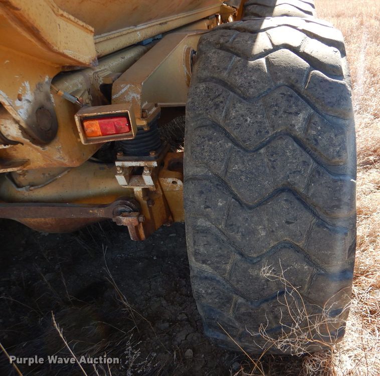 image for item DN5446 1998 Caterpillar D300E  haul truck