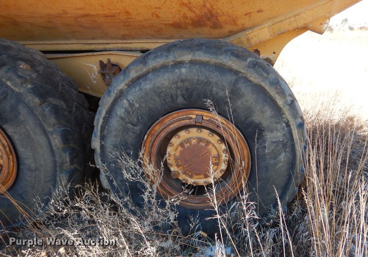 image for item DN5446 1998 Caterpillar D300E  haul truck