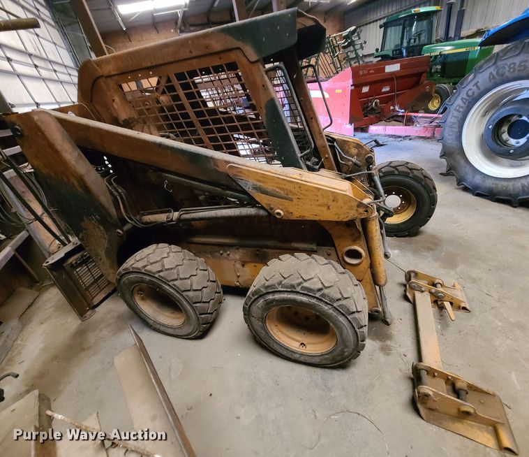 image for item GB9177 Case 440  skid steer loader