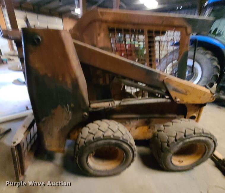 image for item GB9177 Case 440  skid steer loader