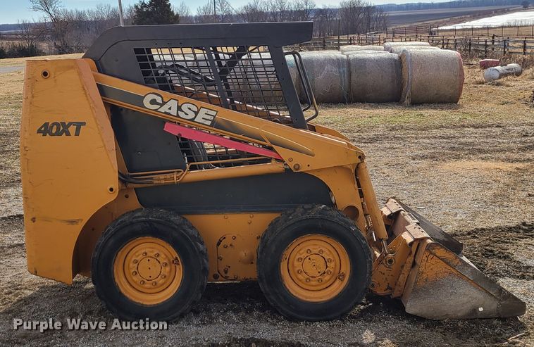 image for item GB9178 2002 Case 40XT  skid steer loader