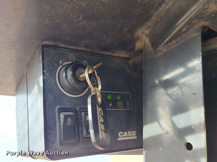 image for item GB9178 2002 Case 40XT  skid steer loader