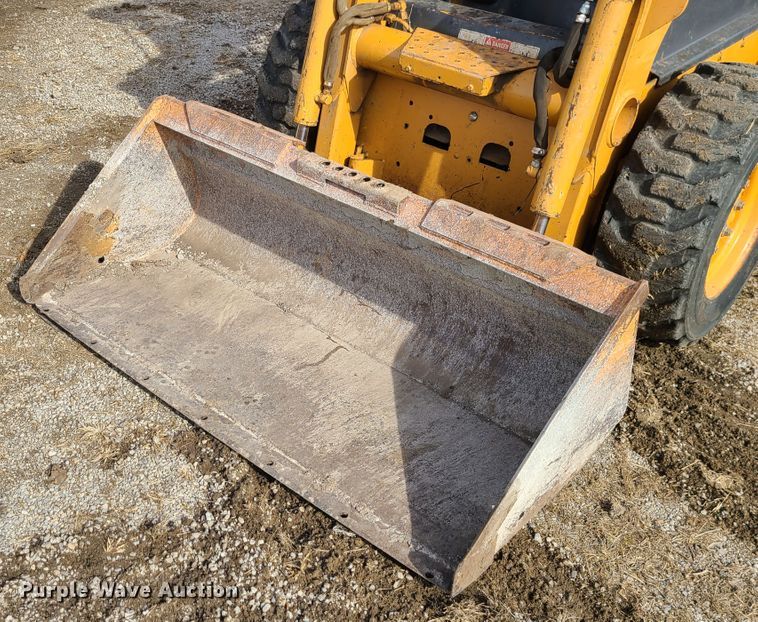 image for item GB9178 2002 Case 40XT  skid steer loader