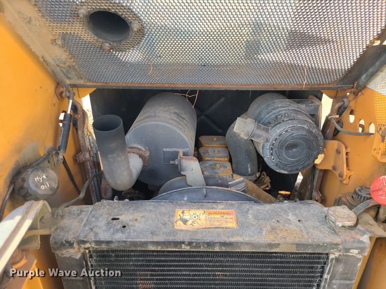 image for item GB9178 2002 Case 40XT  skid steer loader