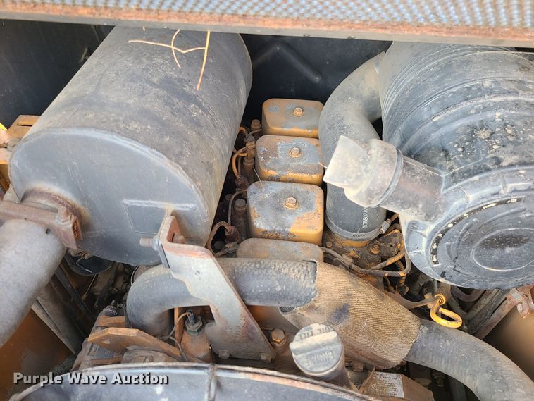 image for item GB9178 2002 Case 40XT  skid steer loader