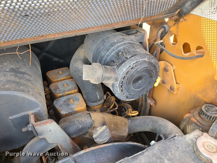 image for item GB9178 2002 Case 40XT  skid steer loader