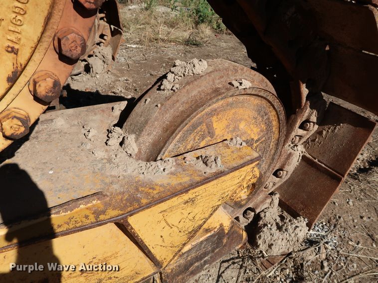 image for item HK9745 1988 Caterpillar D6H  dozer